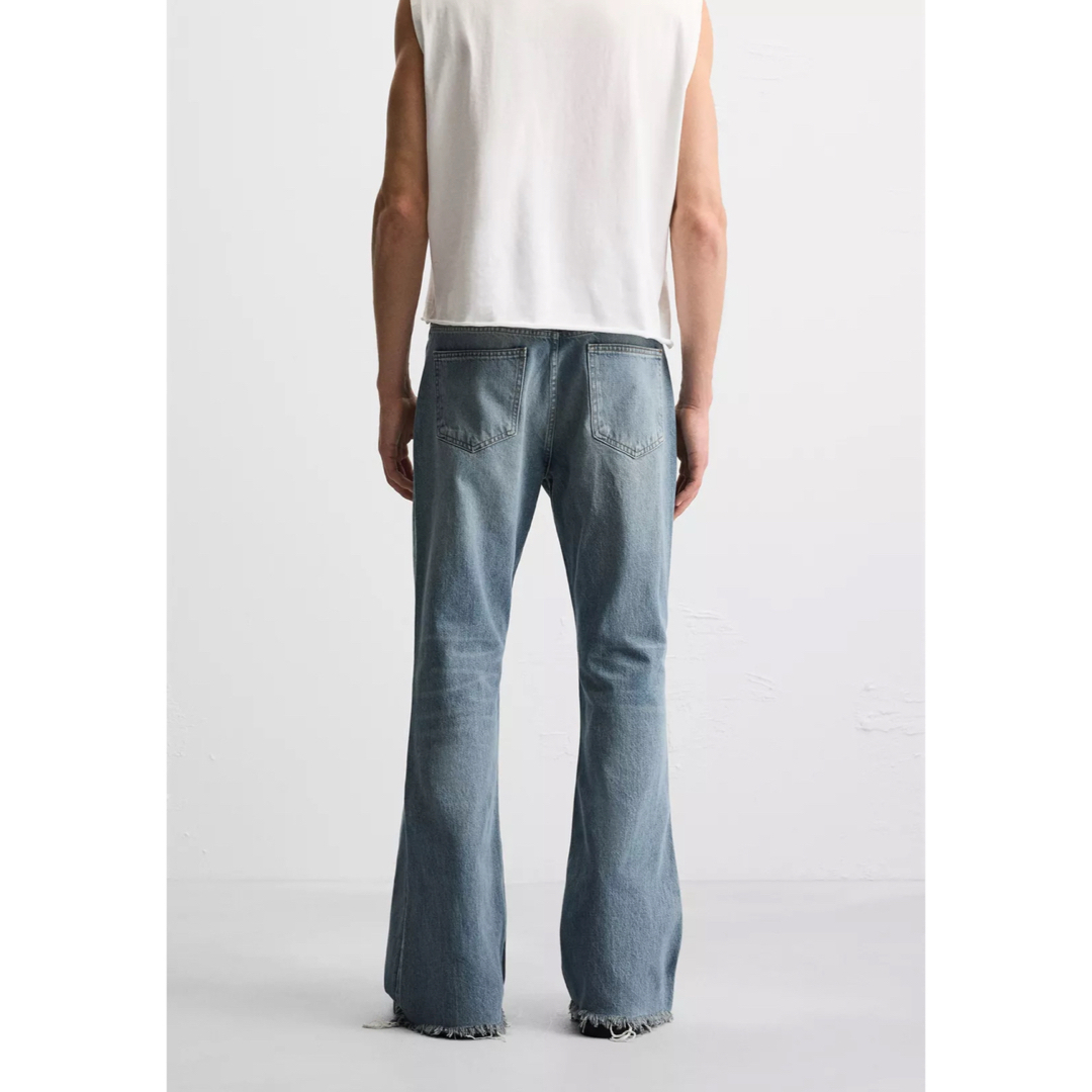 ZARA - ZARA クラッシックフレアフィットジーンズ EU42新品タグ ZARA - ZARA クラッシックフレアフィットジーンズ EU42新品タグ