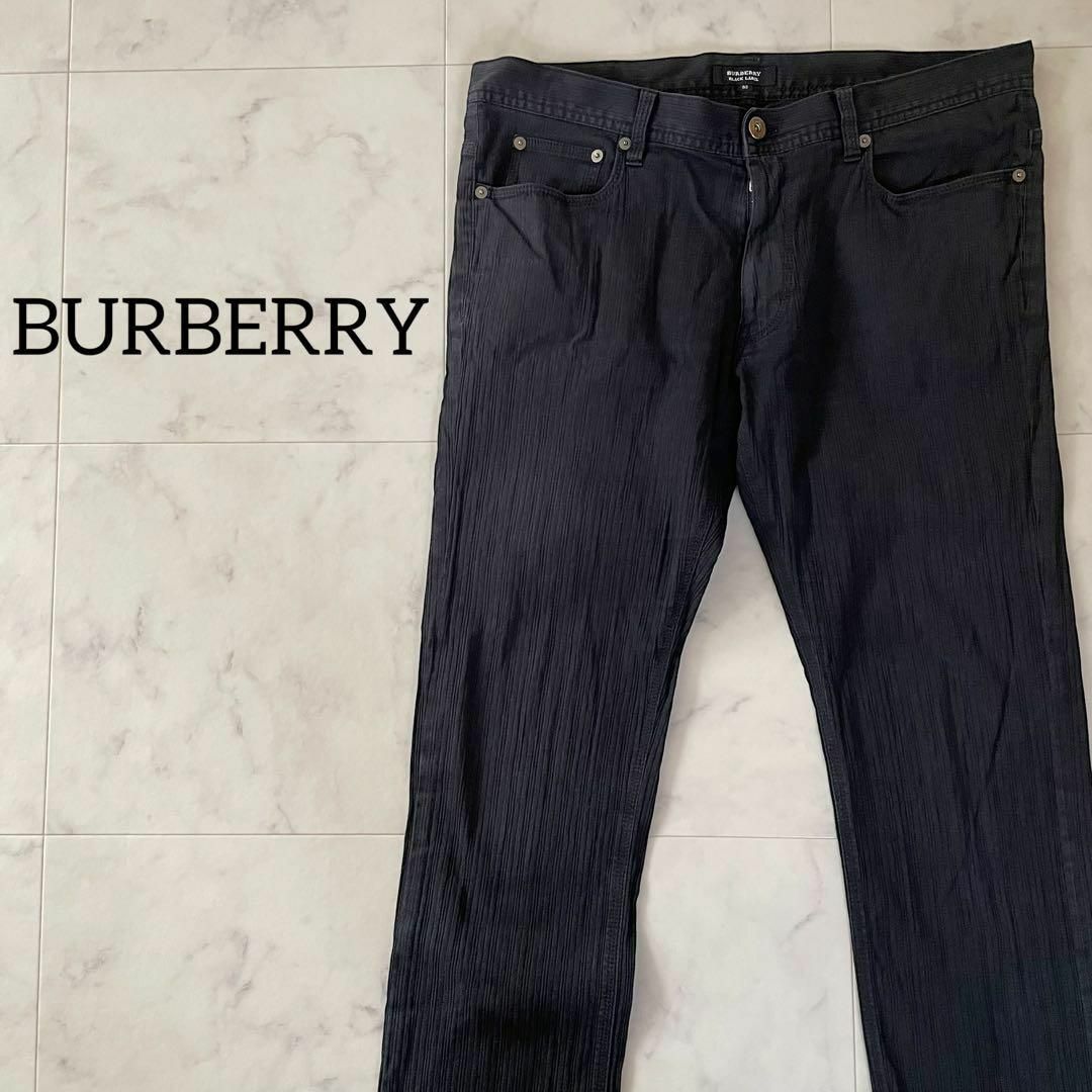 美品】BURBERRYブラックレーベル ストレートパンツ ブラック 美品】BURBERRYブラックレーベル ストレートパンツ ブラック