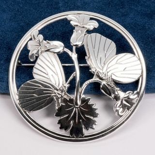 Georg Jensen(ブローチ/コサージュ)のフリマアイテム一覧 Georg Jensen(ブローチ/コサージュ)のフリマアイテム一覧