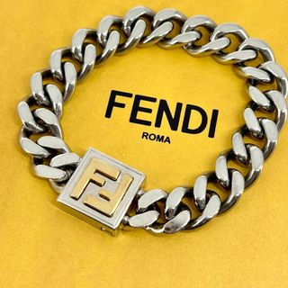 FENDI(ブレスレット)のフリマアイテム一覧 FENDI(ブレスレット)のフリマアイテム一覧