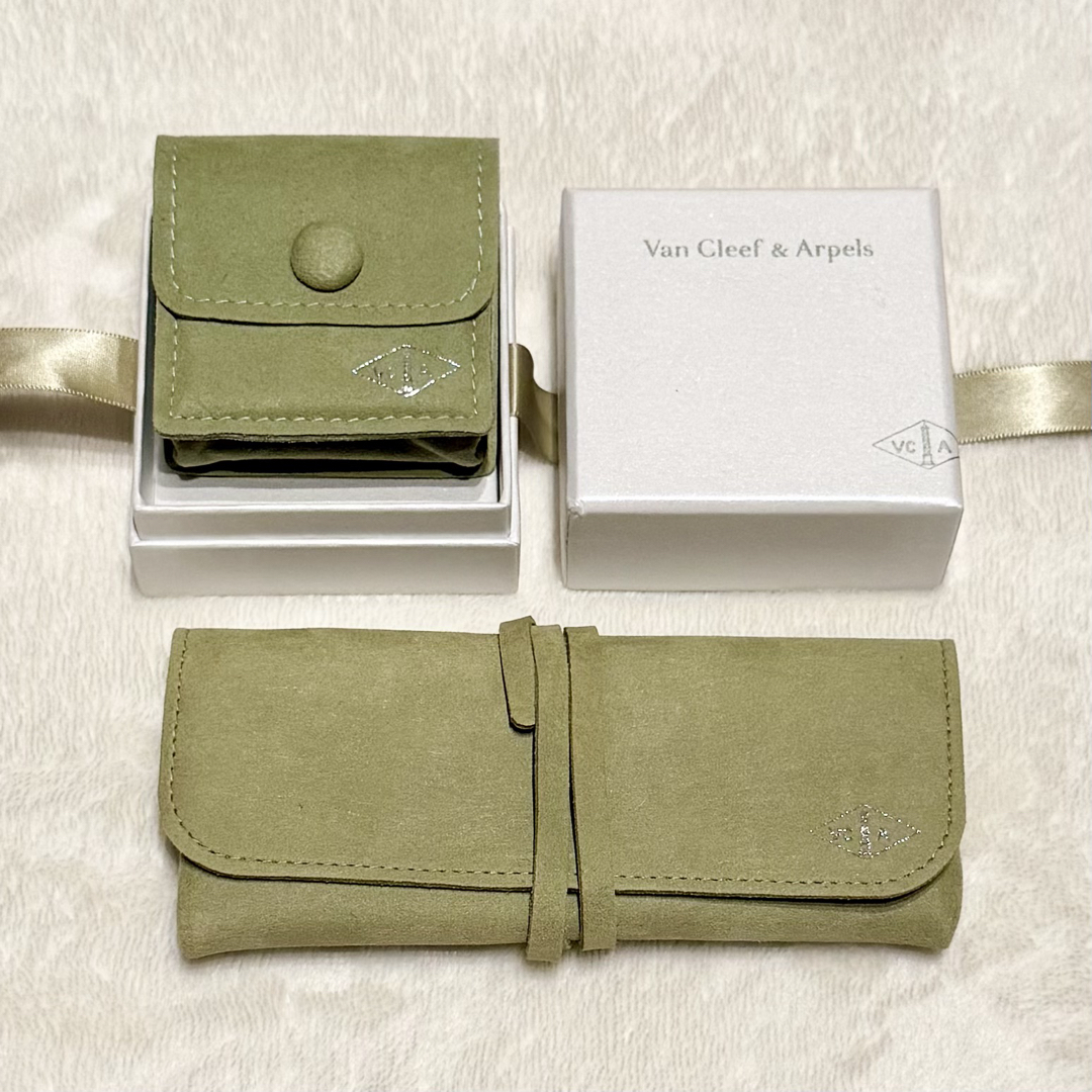 Van Cleef & Arpels - ヴァン クリーフ&アーペル 箱 Van Cleef & Arpels - ヴァン クリーフ&アーペル 箱