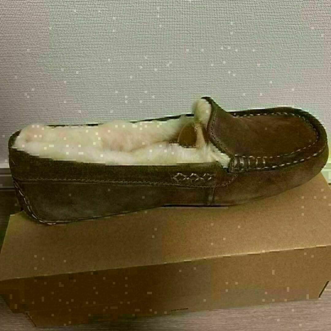新品・未使用 UGG アンスレー モカシン ヒッコリーサンド 24cmの 新品・未使用 UGG アンスレー モカシン ヒッコリーサンド 24cmの
