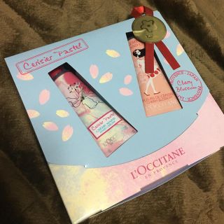 ロクシタン(L'OCCITANE)の2本ロクシタン2017春限定(ハンドクリーム)