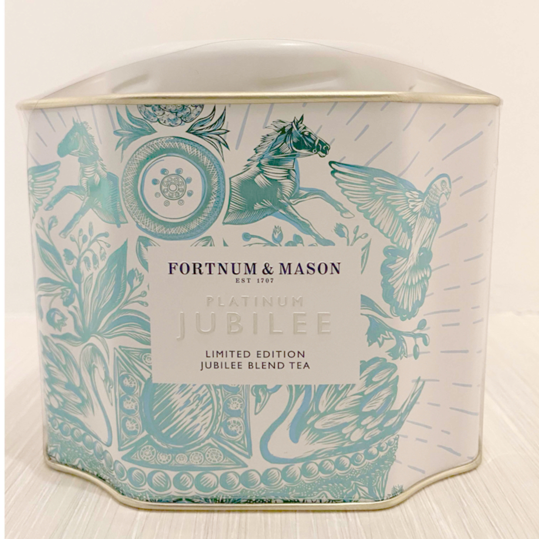 フォートナム&メイソン プラチナジュビリー 紅茶缶の通販 by フォートナム&メイソン プラチナジュビリー 紅茶缶の通販 by