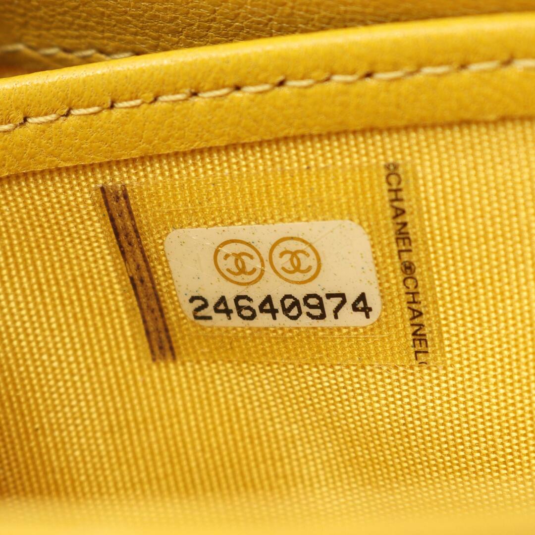CHANEL - シャネル シェブロン Vステッチ 二つ折り長財布の通販 CHANEL - シャネル シェブロン Vステッチ 二つ折り長財布の通販
