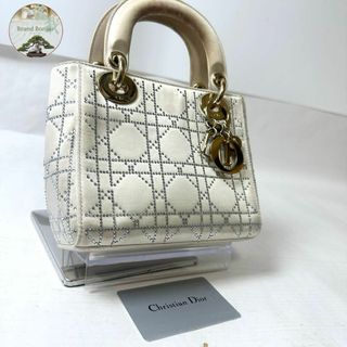 Christian Dior(ハンドバッグ ・ ベージュ系)のフリマアイテム一覧 Christian Dior(ハンドバッグ ・ ベージュ系)のフリマアイテム一覧