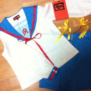 激安美品！涼宮ハルヒ コスプレ三点セット(セット/コーデ)