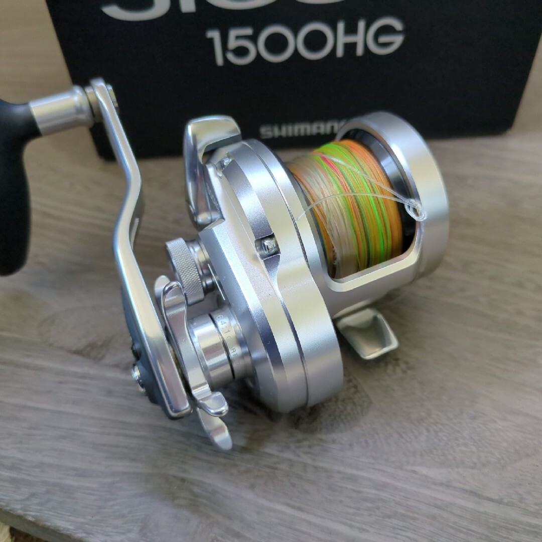 SHIMANO - シマノ SHIMANO 17 オシアジガー 1500HG 右巻き SHIMANO - シマノ SHIMANO 17 オシアジガー 1500HG 右巻き