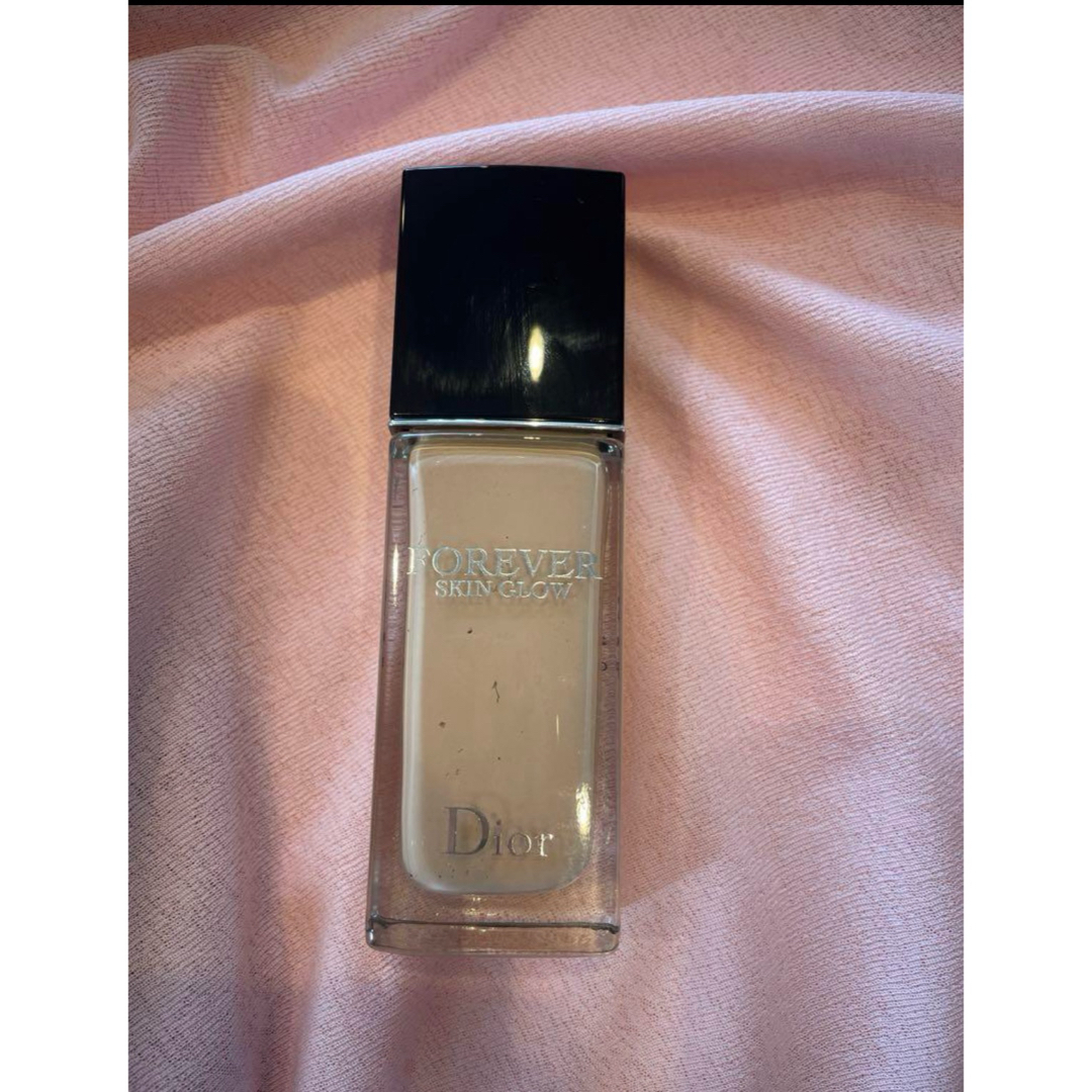 Dior - Dior Forever Skin Glow 1Nの通販 by 、|ディオールなら Dior - Dior Forever Skin Glow 1Nの通販 by 、|ディオールなら