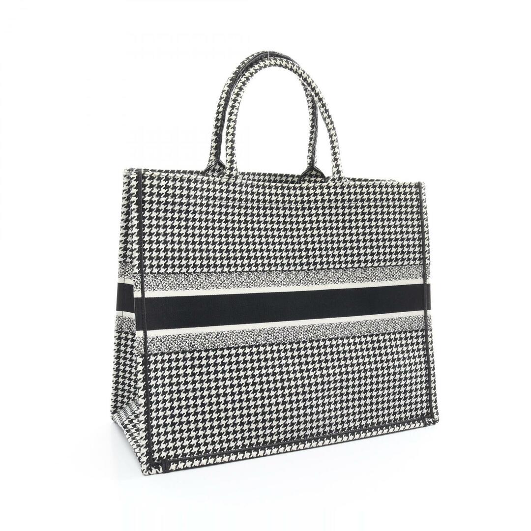 Dior - ディオール BOOK TOTE ブックトート ラージ トートバッグ Dior - ディオール BOOK TOTE ブックトート ラージ トートバッグ