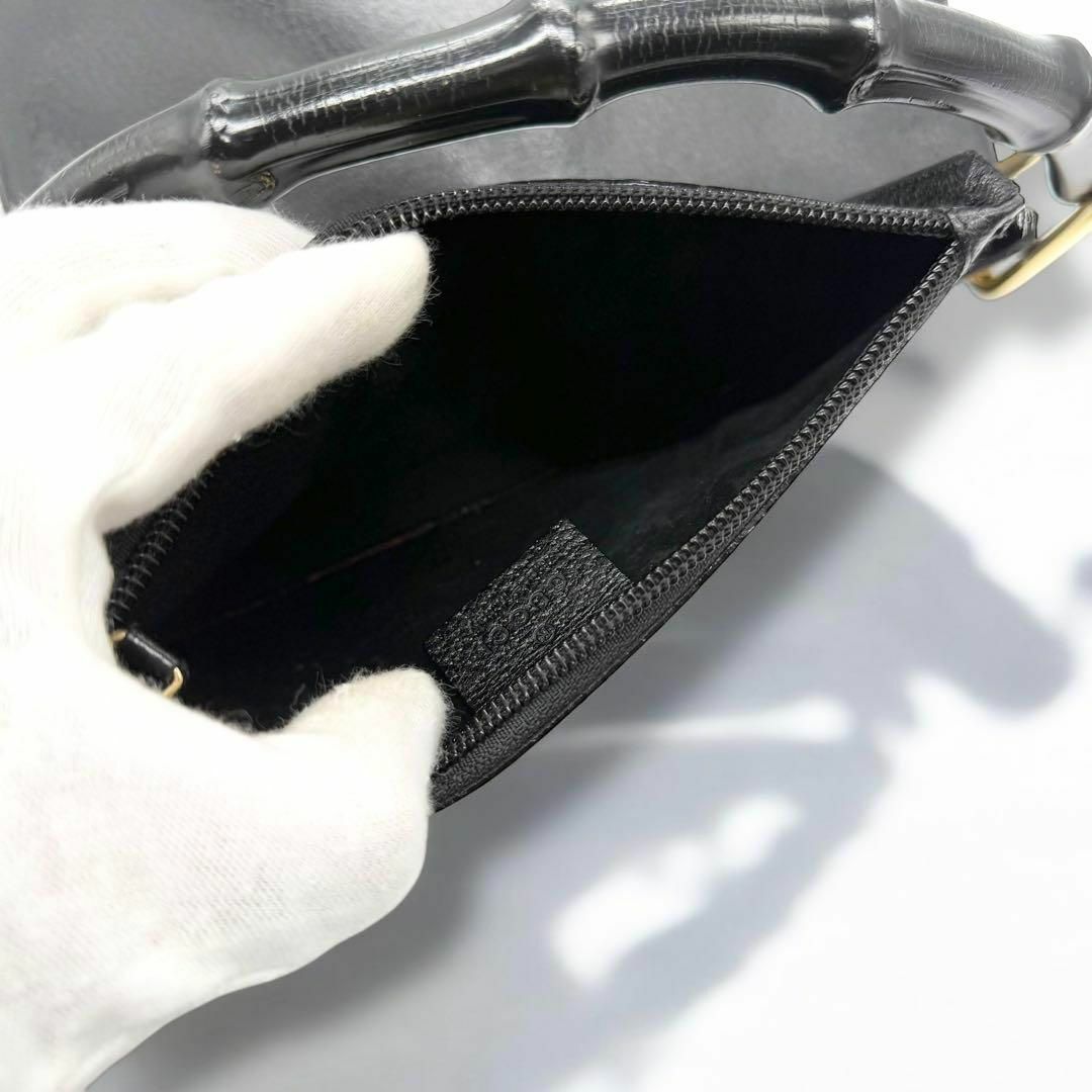 GUCCI - グッチ ショルダーバッグ バンブー ブラック レザー GUCCI - グッチ ショルダーバッグ バンブー ブラック レザー