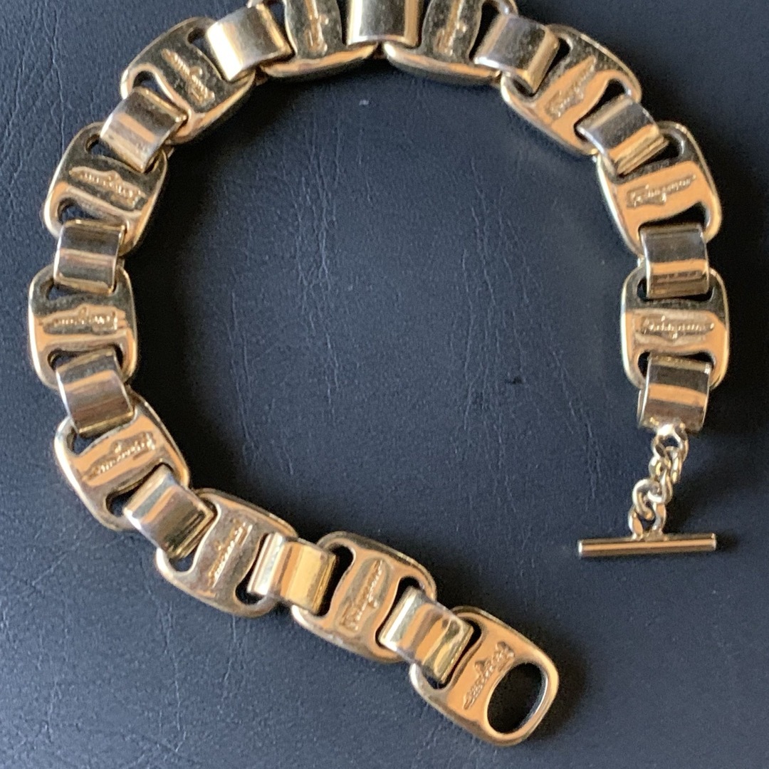 通販 Salvatore Ferragamo ヴァラ フェラガモ サルヴァトーレ - アクセサリー