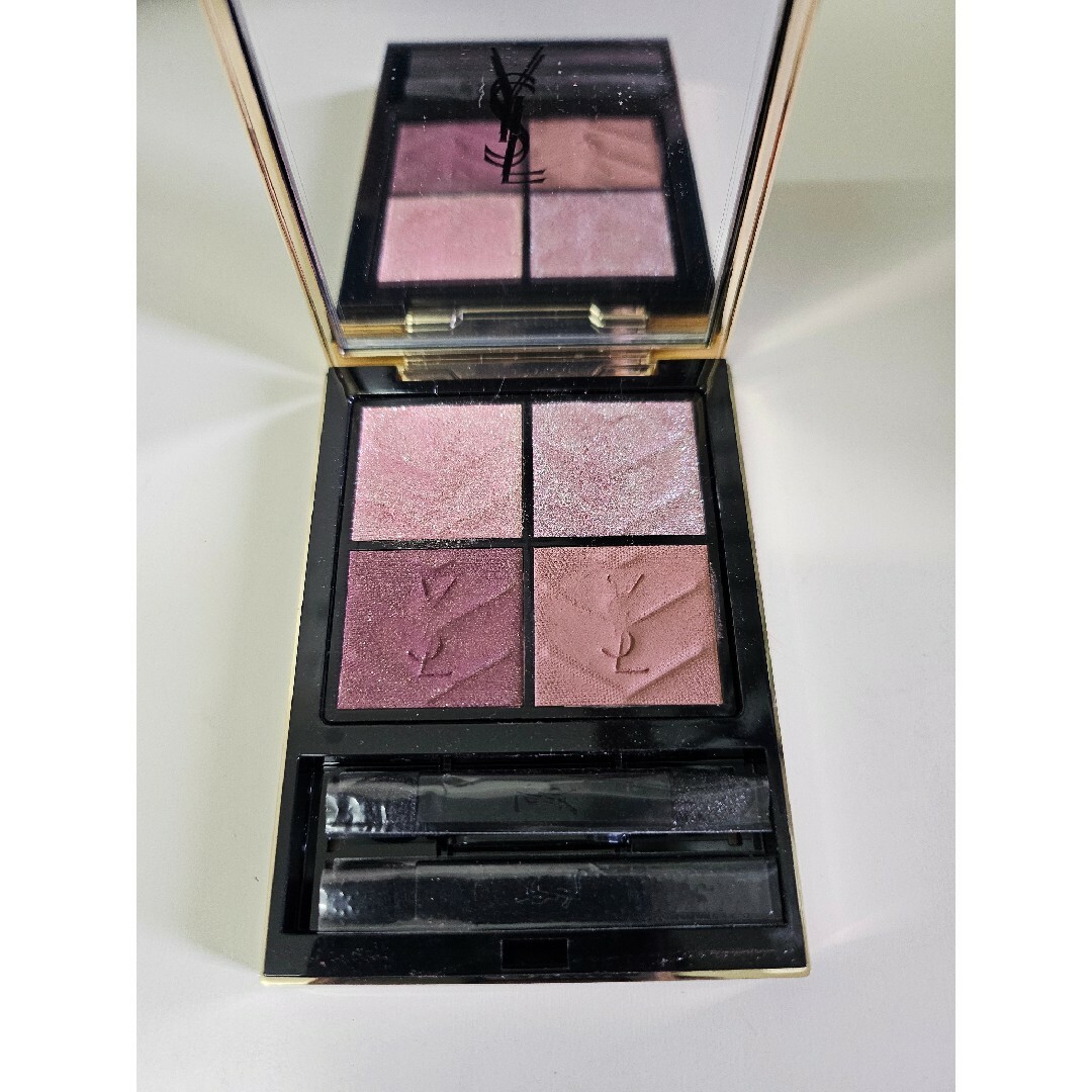 Yves Saint Laurent Beaute - YSL イヴ・サンローラン Yves Saint Laurent Beaute - YSL イヴ・サンローラン