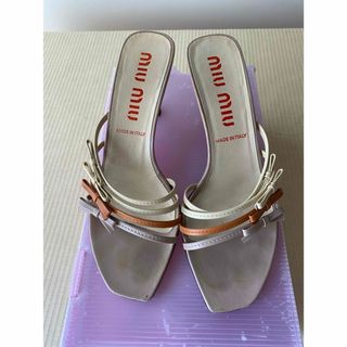 MIU MIU(ミュール)のフリマアイテム一覧 MIU MIU(ミュール)のフリマアイテム一覧