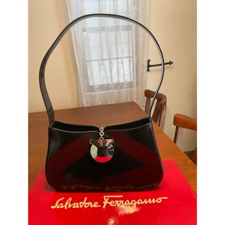 Salvatore Ferragamo(ショルダーバッグ)のフリマアイテム一覧 Salvatore Ferragamo(ショルダーバッグ)のフリマアイテム一覧
