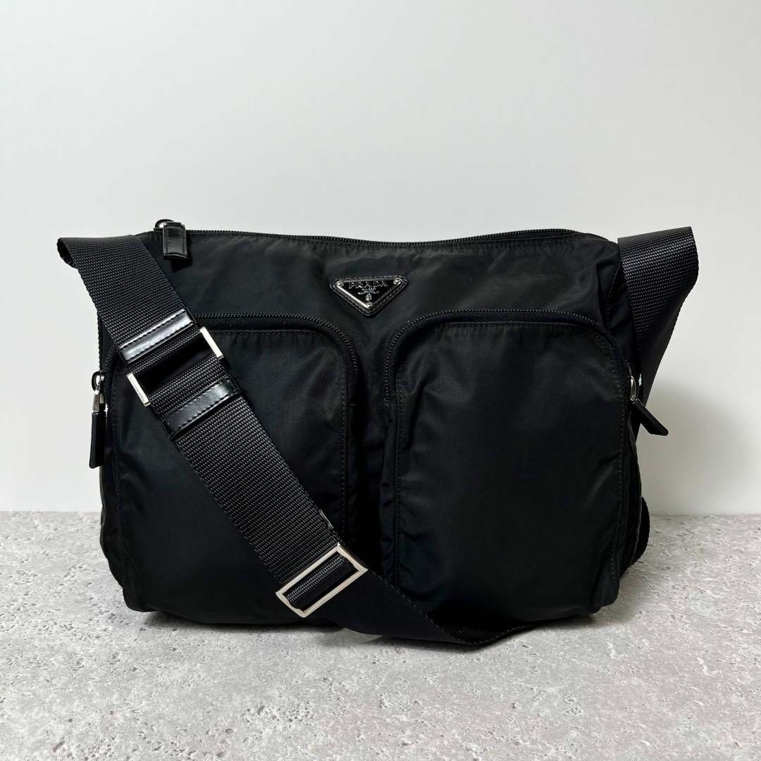 PRADA - 《美品》PRADA プラダ ショルダーバッグ カメラバッグ PRADA - 《美品》PRADA プラダ ショルダーバッグ カメラバッグ