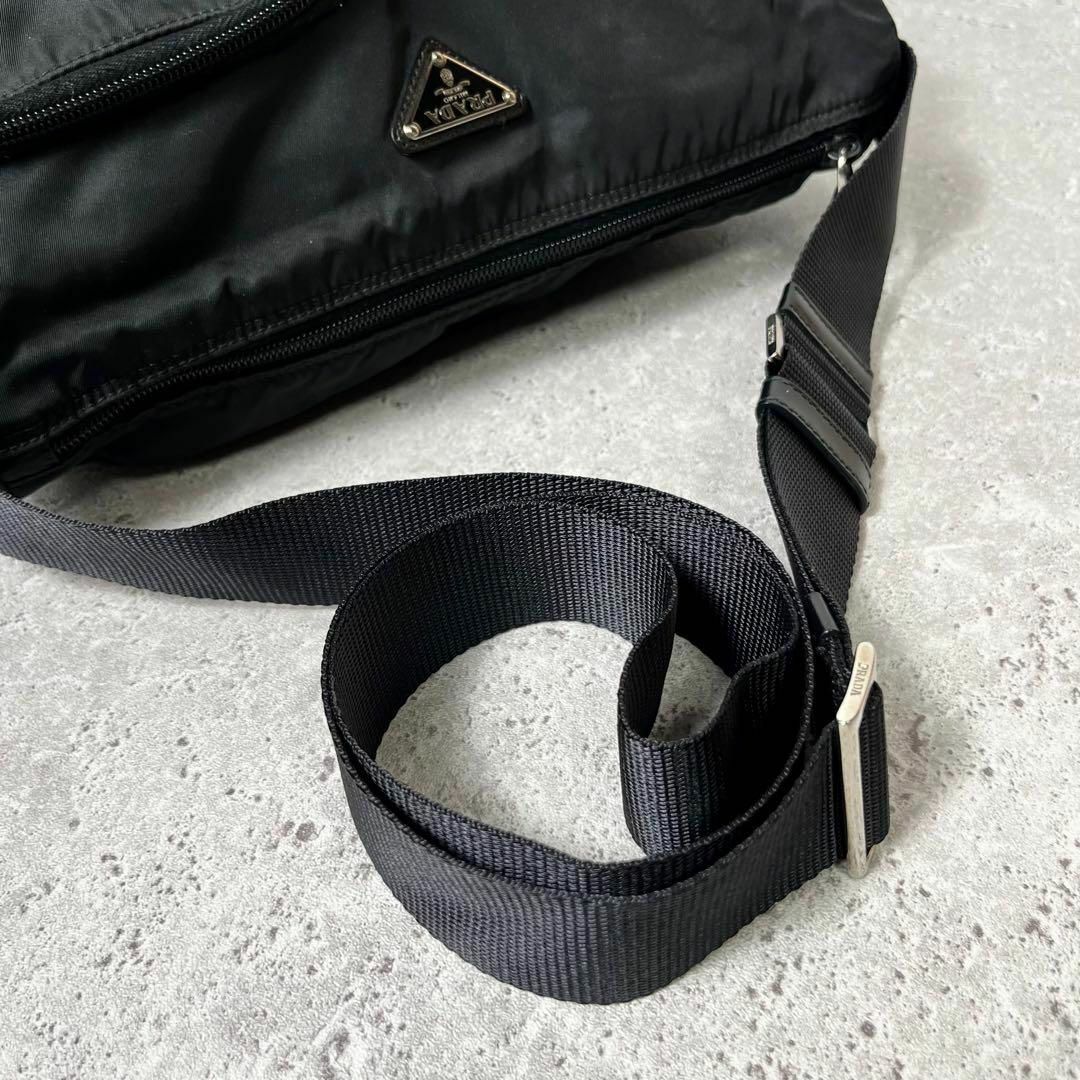 PRADA - 《美品》PRADA プラダ ショルダーバッグ カメラバッグ PRADA - 《美品》PRADA プラダ ショルダーバッグ カメラバッグ