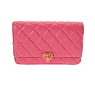 CHANEL(バッグ ・ ピンク/桃色系)のフリマアイテム一覧 CHANEL(バッグ ・ ピンク/桃色系)のフリマアイテム一覧
