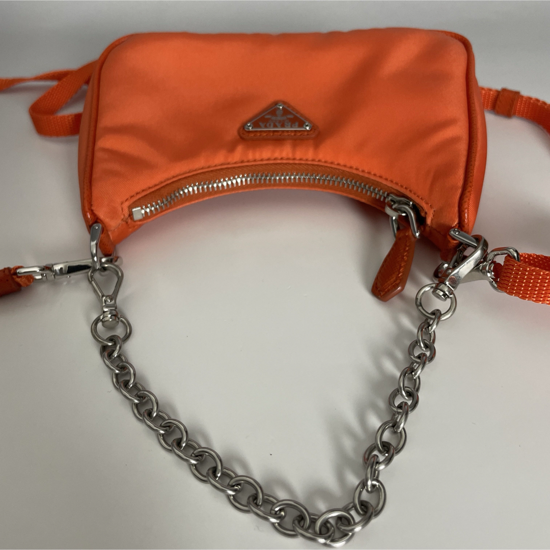 PRADA - Prada 極美品 ナイロン オレンジ ミニ ショルダーバッグ PRADA - Prada 極美品 ナイロン オレンジ ミニ ショルダーバッグ