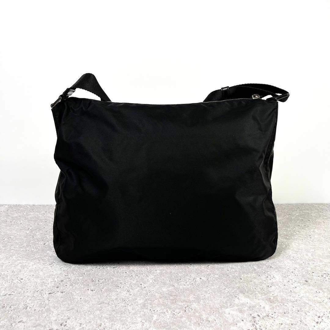 PRADA - 《極美品》PRADA プラダ ショルダーバッグ カメラバッグ PRADA - 《極美品》PRADA プラダ ショルダーバッグ カメラバッグ