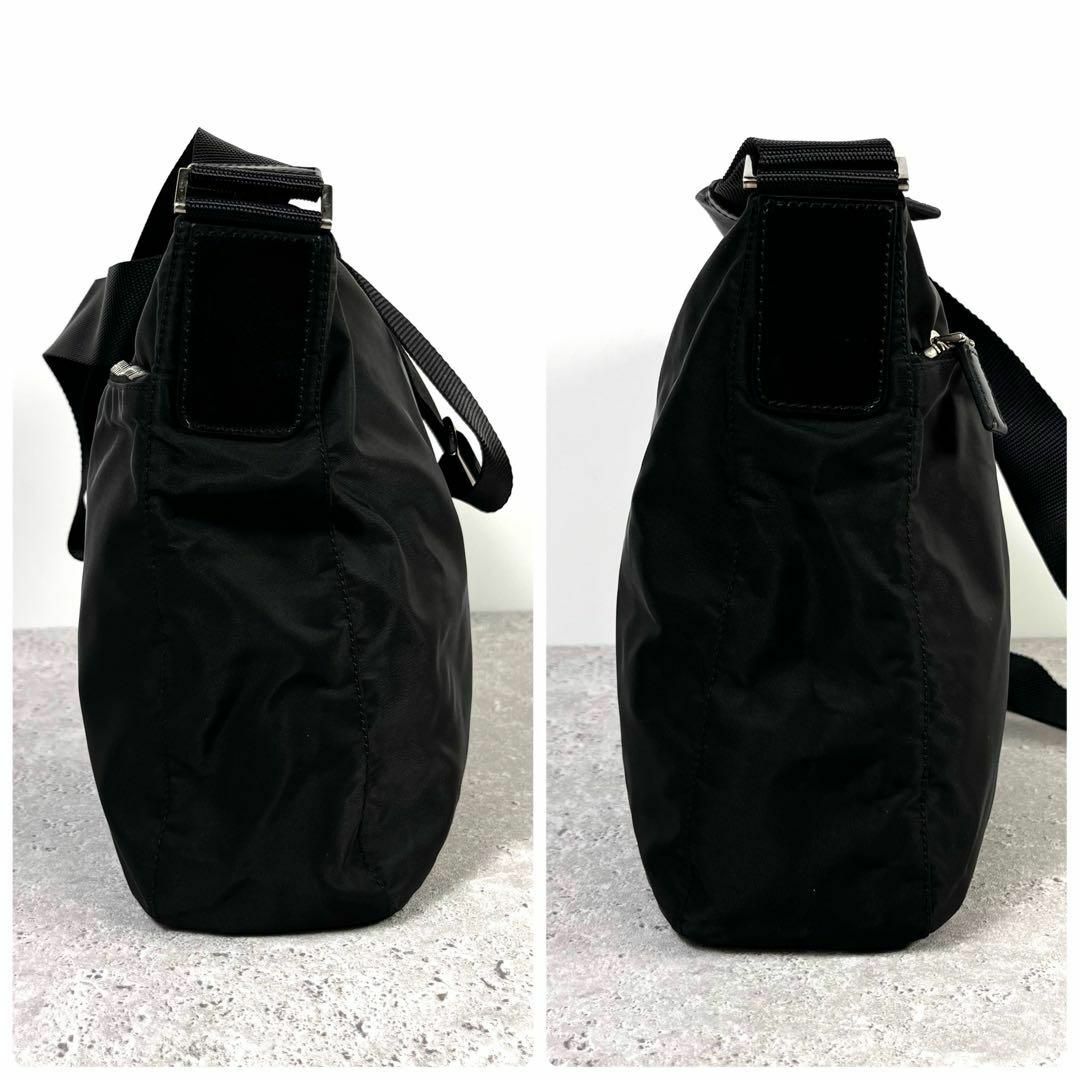 PRADA - 《極美品》PRADA プラダ ショルダーバッグ カメラバッグ PRADA - 《極美品》PRADA プラダ ショルダーバッグ カメラバッグ
