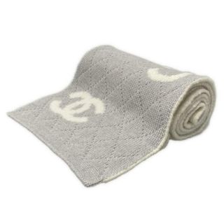 CHANEL - CHANEL(シャネル) マフラー美品 - 白×ライトグレー CHANEL - CHANEL(シャネル) マフラー美品 - 白×ライトグレー