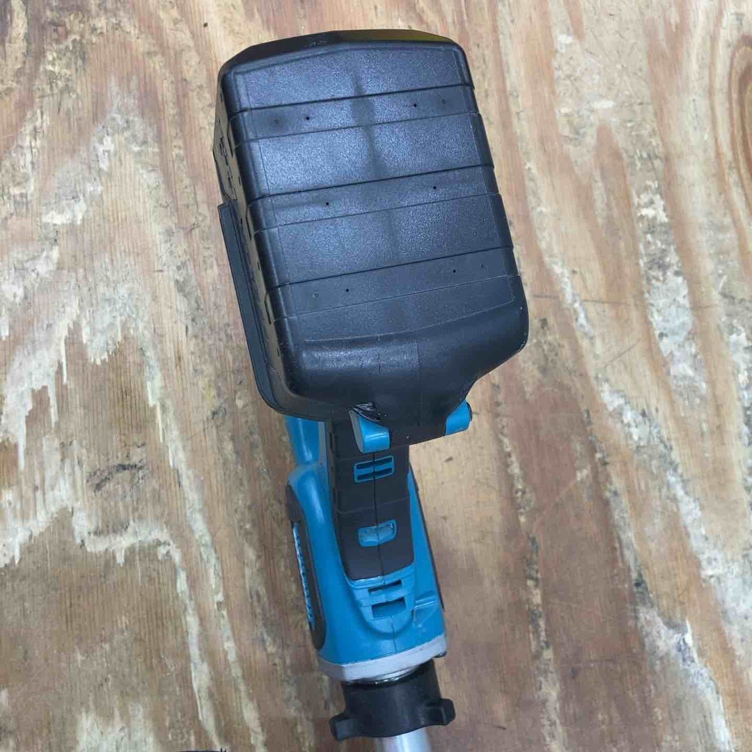 ☆マキタ(makita) コードレスコンクリートバイブレータ VR340DZ ☆マキタ(makita) コードレスコンクリートバイブレータ VR340DZ