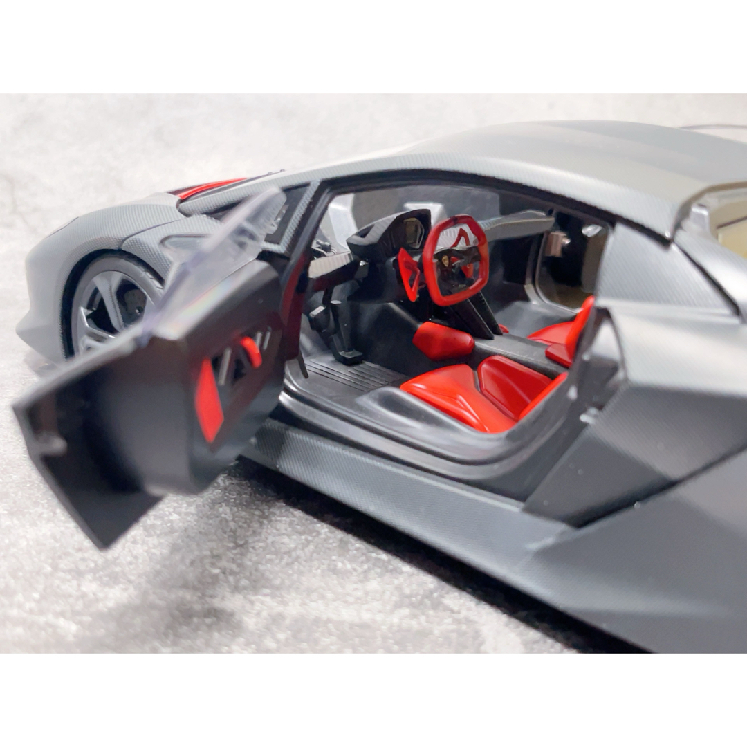 AUTOart - オートアートSignature 1/18 ランボルギーニ セスト AUTOart - オートアートSignature 1/18 ランボルギーニ セスト
