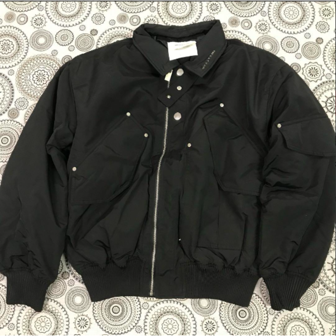 1017 ALYX 9SM ボンバージャケット Mの通販 by yasaion's shop 1017 ALYX 9SM ボンバージャケット Mの通販 by yasaion's shop