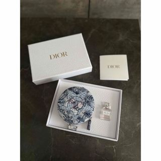 Dior(ポーチ)のフリマアイテム一覧 Dior(ポーチ)のフリマアイテム一覧