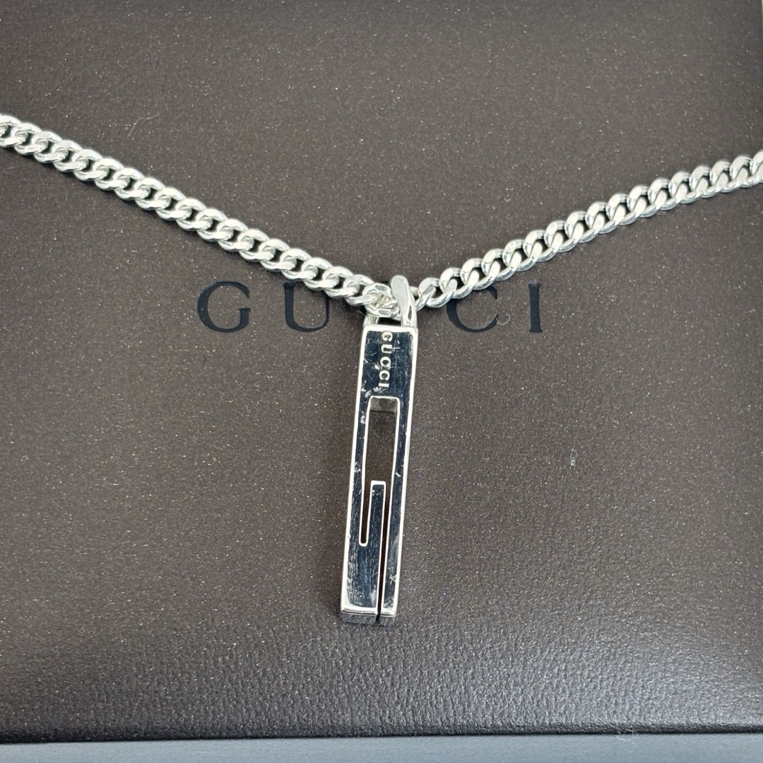 GUCCI - 【新品磨き】GUCCI カットアウトG スタンダート GUCCI - 【新品磨き】GUCCI カットアウトG スタンダート