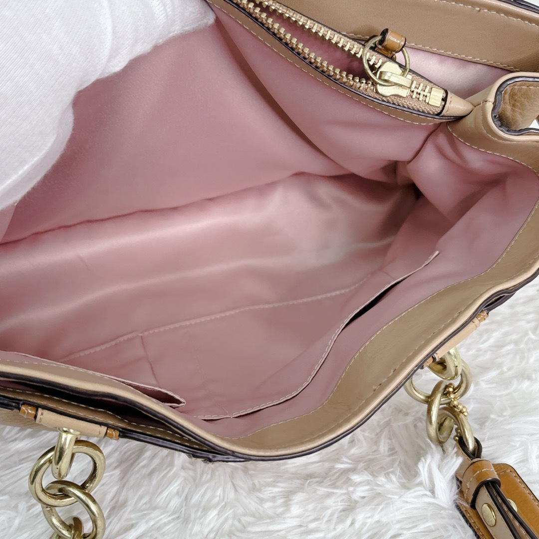 COACH - COACH ベージュ レザー ショルダーバッグ レディース COACH - COACH ベージュ レザー ショルダーバッグ レディース