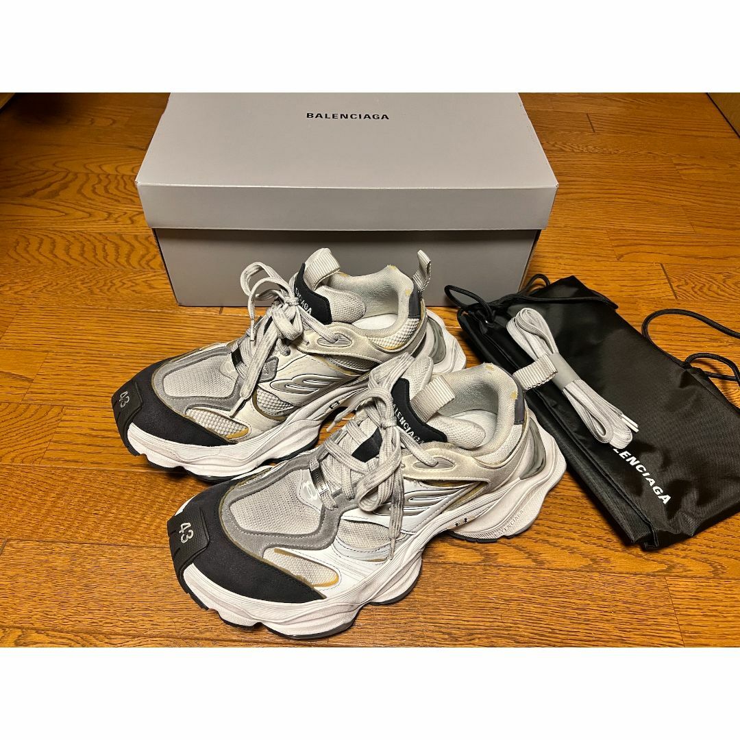 BALENCIAGA - BALENCIAGA CARGO スニーカー ホワイト 43 BALENCIAGA - BALENCIAGA CARGO スニーカー ホワイト 43