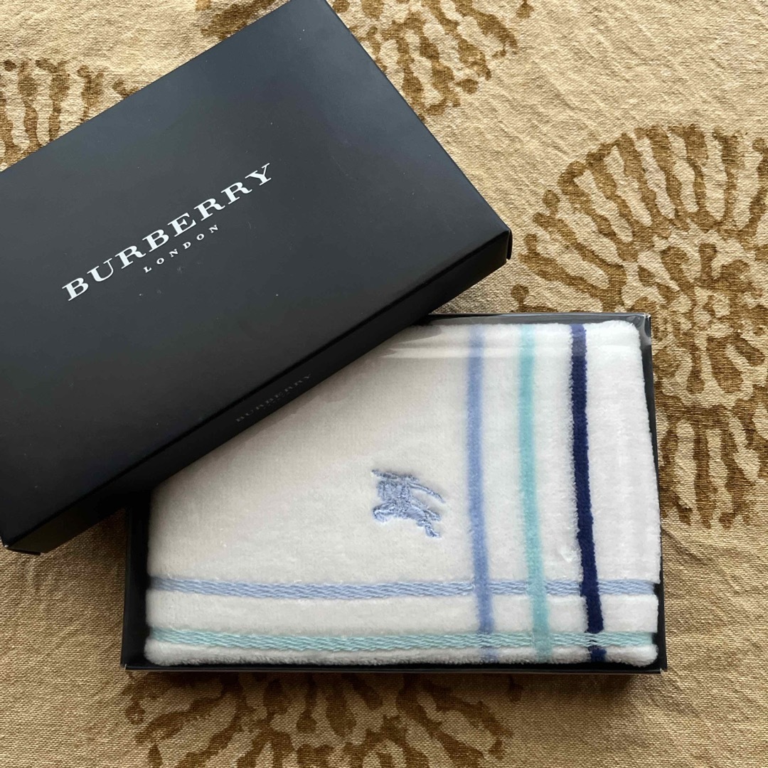 BURBERRY - BURBERRY ミニテリー 未使用 箱付きの通販 by BOSS's BURBERRY - BURBERRY ミニテリー 未使用 箱付きの通販 by BOSS's