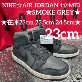 NIKE - ナイキ インヒールスニーカーの通販 by めも's shop NIKE - ナイキ インヒールスニーカーの通販 by めも's shop