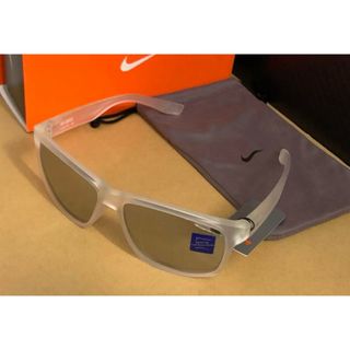 NIKE - 【新品】 メンズ ナイキ サングラス cw4725 010 CHANNEL NIKE - 【新品】 メンズ ナイキ サングラス cw4725 010 CHANNEL