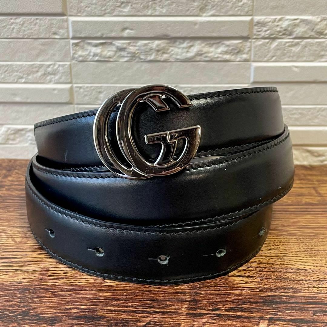 GUCCI - グッチ GG マーモント レザー ベルト 黒 シルバー 金具 GUCCI - グッチ GG マーモント レザー ベルト 黒 シルバー 金具