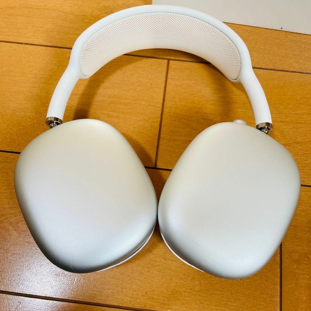 Apple - 【極美品】Apple AirPods Max シルバー カバーケース Apple - 【極美品】Apple AirPods Max シルバー カバーケース
