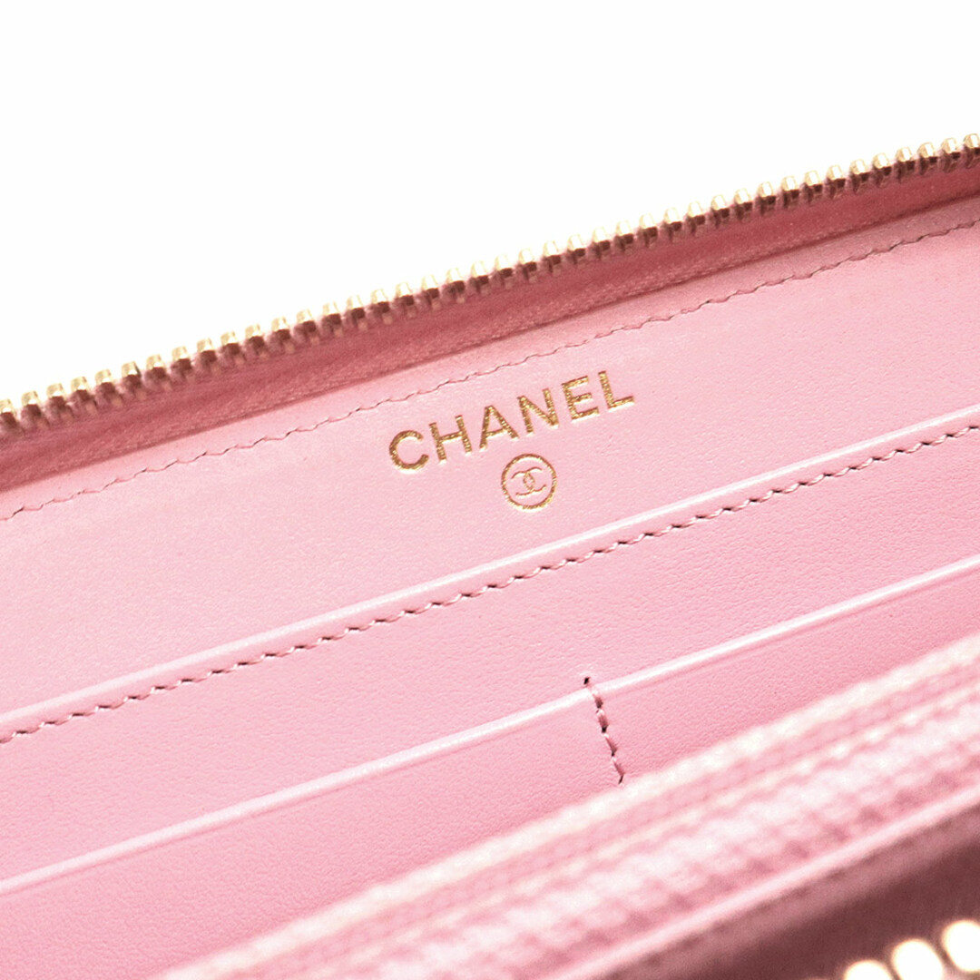 CHANEL - シャネル 19 ラウンドジップ ロング ウォレット CHANEL - シャネル 19 ラウンドジップ ロング ウォレット