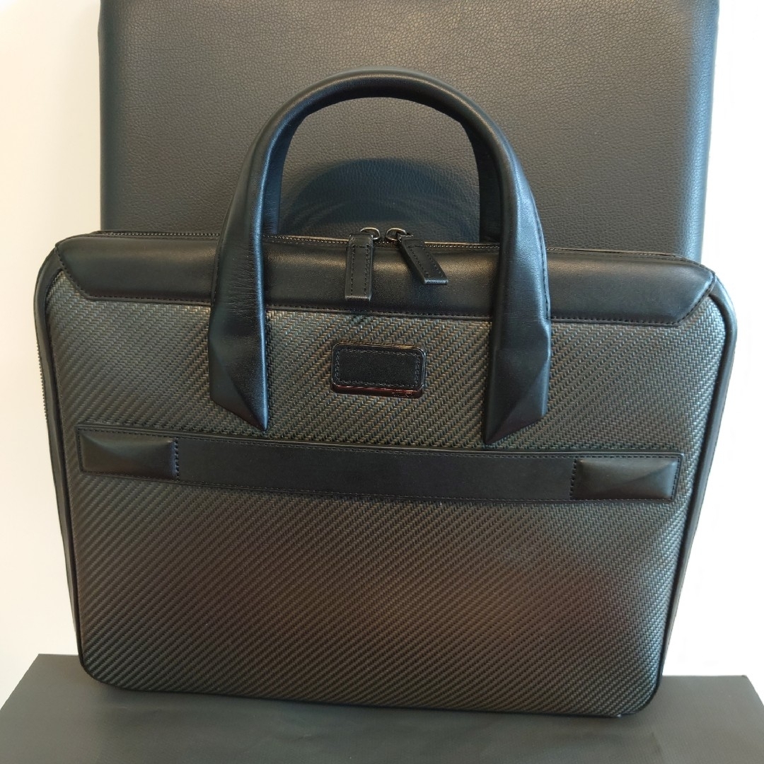 TUMI - 【正規品極美品】TUMI 350650CBCFX カーボンブロムリー TUMI - 【正規品極美品】TUMI 350650CBCFX カーボンブロムリー