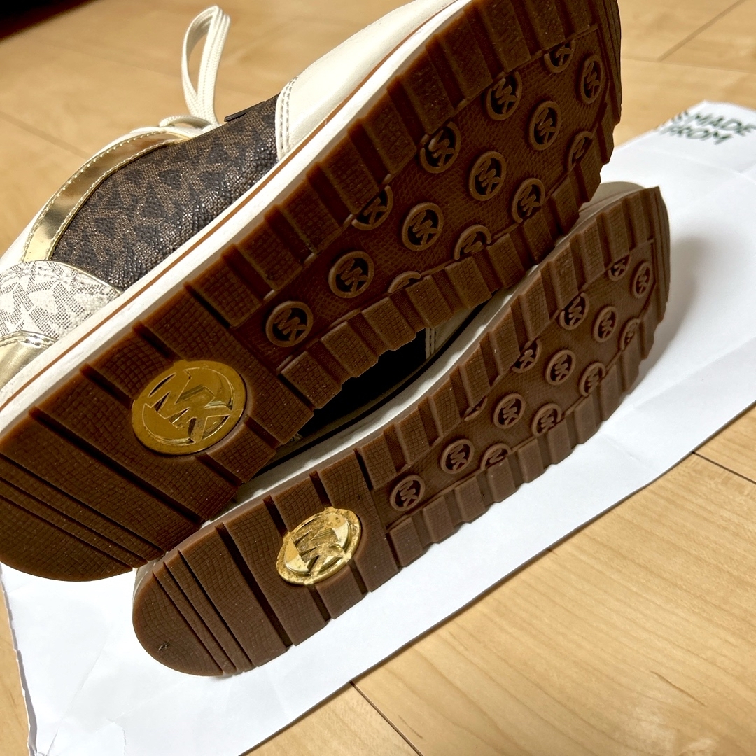 MICHAEL KORS - MICHAEL KORS マイケルコース スニーカー 23.5cm MICHAEL KORS - MICHAEL KORS マイケルコース スニーカー 23.5cm