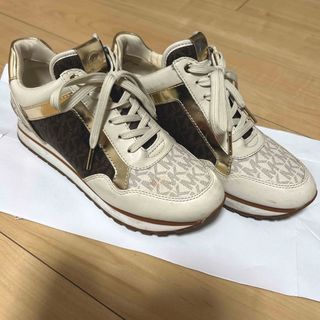 MICHAEL KORS(スニーカー)のフリマアイテム一覧 MICHAEL KORS(スニーカー)のフリマアイテム一覧