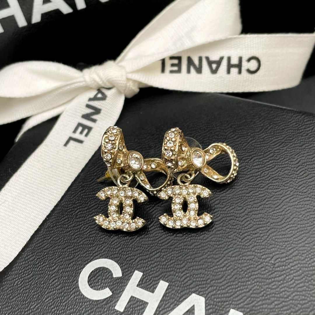 CHANEL - 極美品 シャネル ココマーク リボン ラインストーン CHANEL - 極美品 シャネル ココマーク リボン ラインストーン