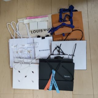 LOUIS VUITTON(ショップ袋)のフリマアイテム一覧 LOUIS VUITTON(ショップ袋)のフリマアイテム一覧