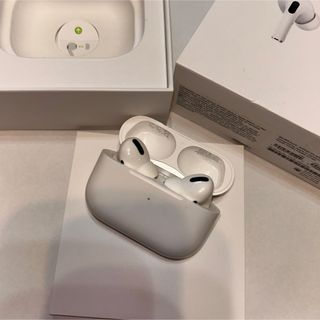 Apple - 即決 純正 Apple アップル AirPods エアポッズ 第1世代 Apple - 即決 純正 Apple アップル AirPods エアポッズ 第1世代