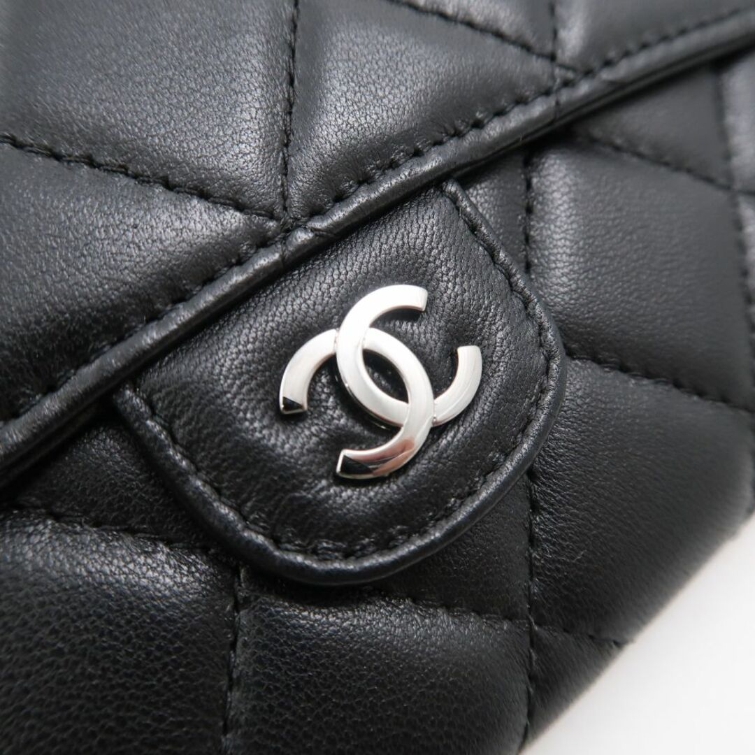 CHANEL - 美品 CHANEL シャネル マトラッセ 二つ折り財布 CHANEL - 美品 CHANEL シャネル マトラッセ 二つ折り財布