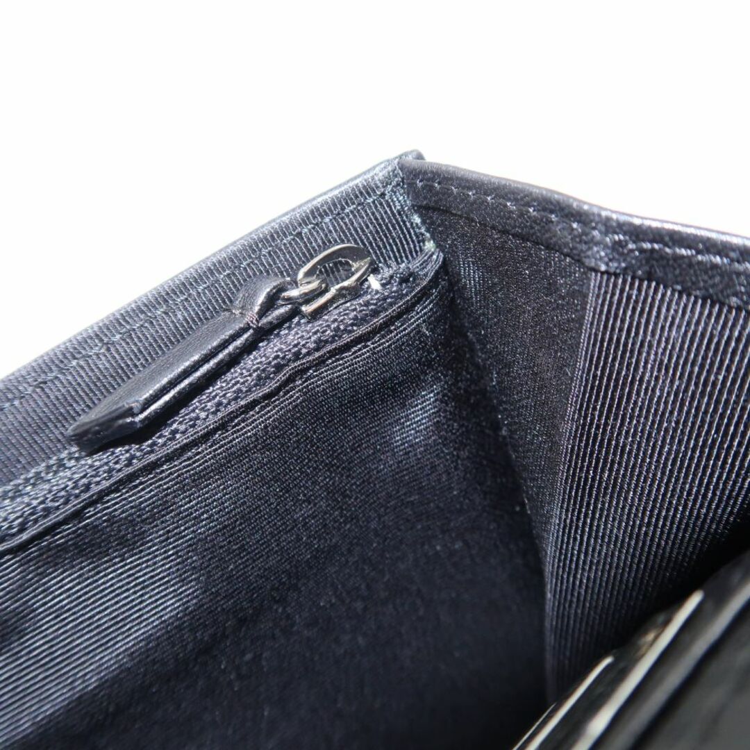 CHANEL - 美品 CHANEL シャネル マトラッセ 二つ折り財布 CHANEL - 美品 CHANEL シャネル マトラッセ 二つ折り財布