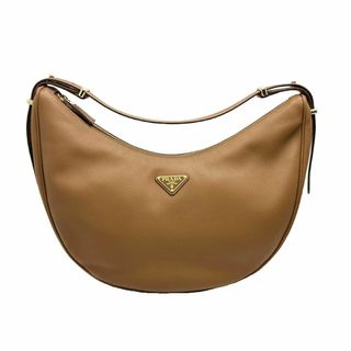 プラダ(PRADA)のプラダ/PRADA/ショルダーバッグ/ラージソフトグレインレザー/トライアングルロゴ/キャメル/1BC212/ICチップ【BAG4312】(ショルダーバッグ)