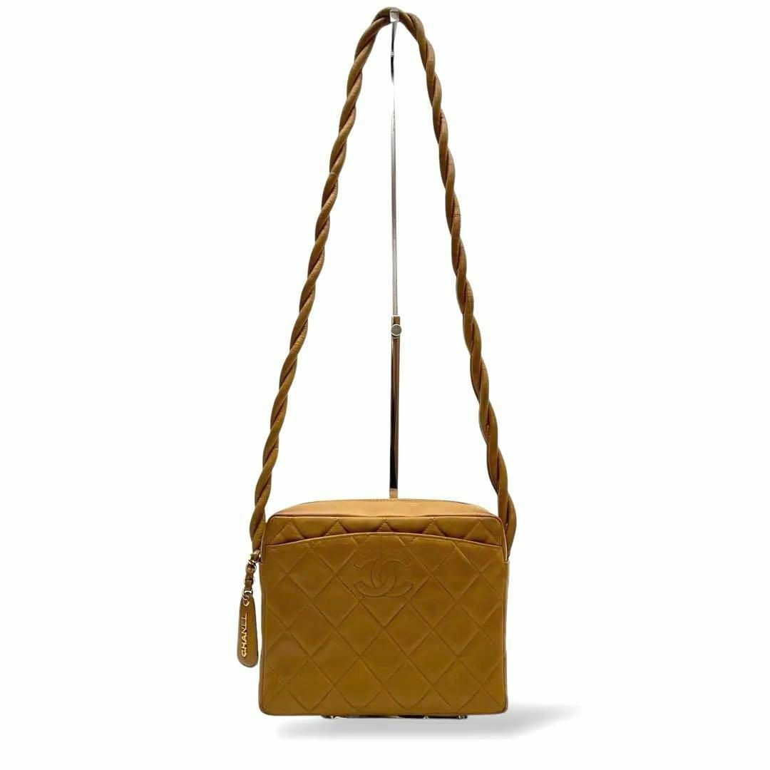 CHANEL - シャネル マトラッセ ラムスキン ココマーク BOX型 CHANEL - シャネル マトラッセ ラムスキン ココマーク BOX型