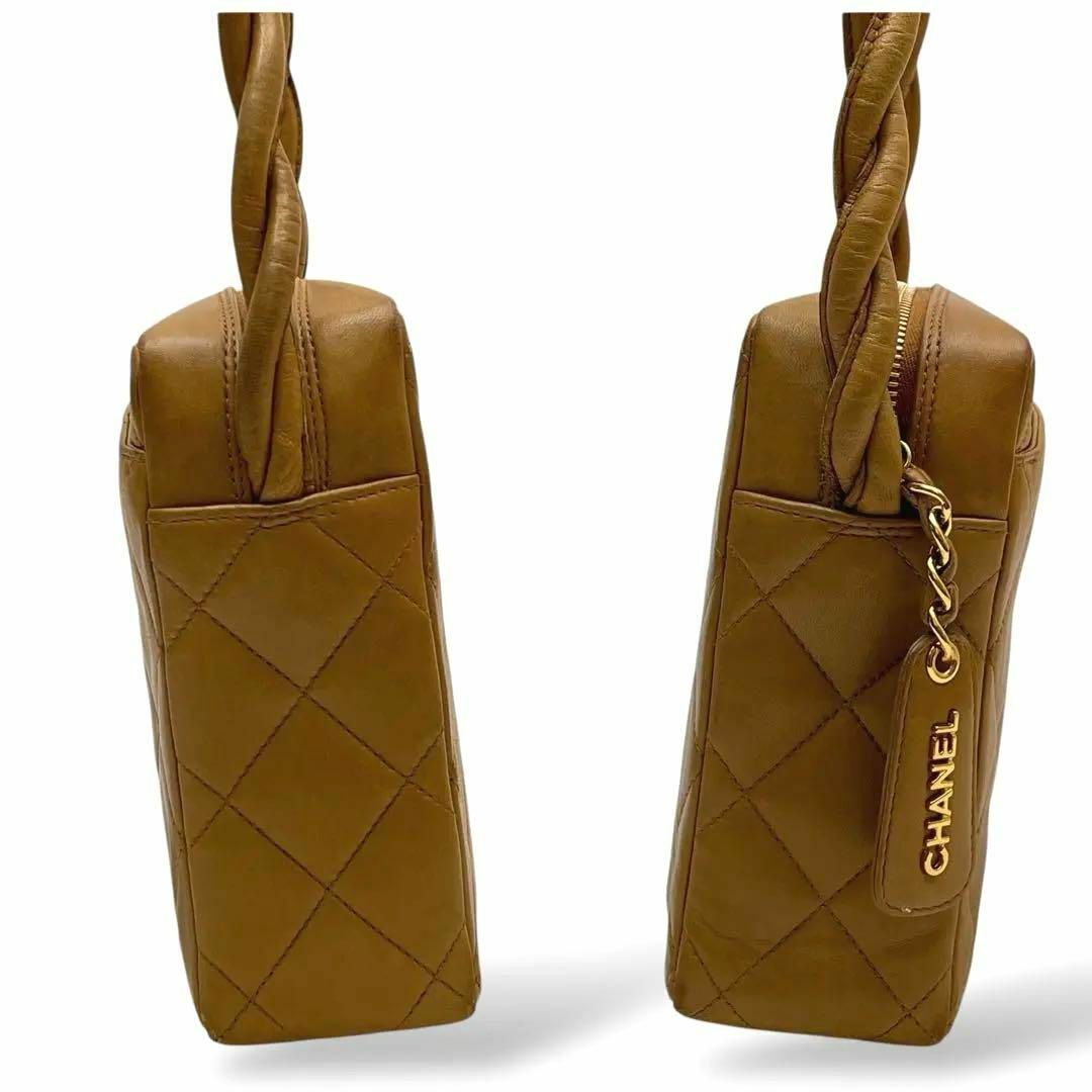 CHANEL - シャネル マトラッセ ラムスキン ココマーク BOX型 CHANEL - シャネル マトラッセ ラムスキン ココマーク BOX型